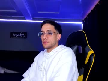 Alexgiraldo__ September 02, 2025 Chaturbate stream image