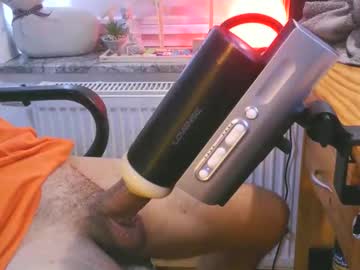 Toohugeandstonedxoxo September 03, 2025 Chaturbate stream image