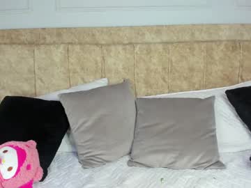 Bella_Hiugs September 03, 2025 Chaturbate stream image