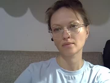 Xini_Brown September 04, 2025 Chaturbate stream image