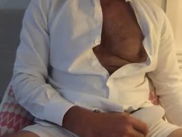 Itshuuuuuge September 04, 2025 Chaturbate stream image