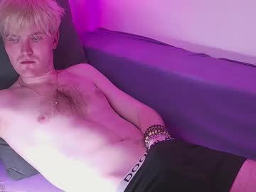 Mikkijohnson September 04, 2025 Chaturbate stream image