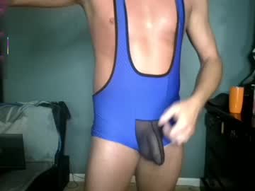Blueyes_Hung1 September 05, 2025 Chaturbate stream image