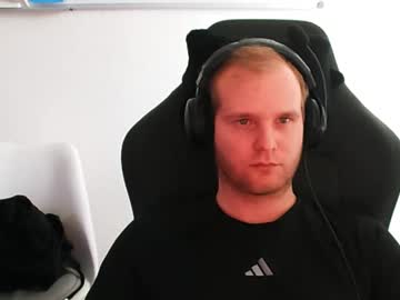 Croissant911 September 05, 2025 Chaturbate stream image