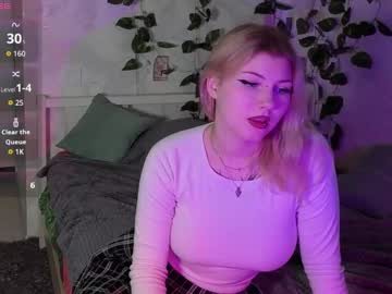 Hellenhornny September 05, 2025 Chaturbate stream image