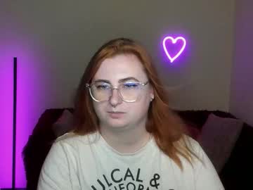 Alicia_Side_Red September 05, 2025 Chaturbate stream image