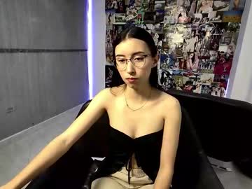 Roseandviktor23 September 06, 2025 Chaturbate stream image