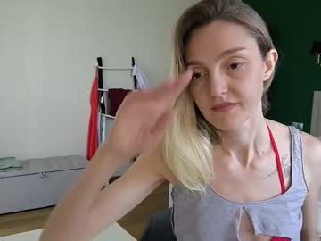 Elyrasnarl September 06, 2025 Chaturbate stream image