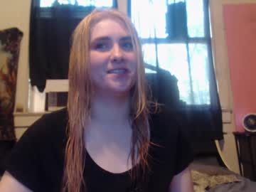 Roxanneroulette September 07, 2025 Chaturbate stream image