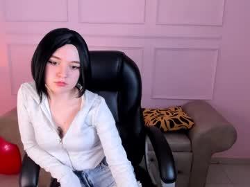 Lucia_Cooper1 September 07, 2025 Chaturbate stream image