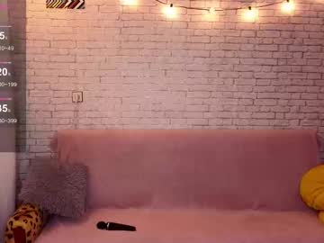 Reginahawk September 08, 2025 Chaturbate stream image