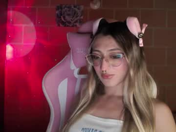 Andrea_Camila September 09, 2025 Chaturbate stream image