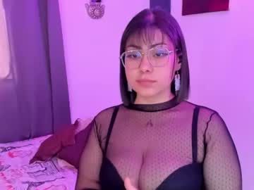 Karolkaroline stream photo from September 09, 2025