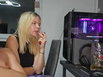 Julia_Official September 10, 2025 Chaturbate stream image