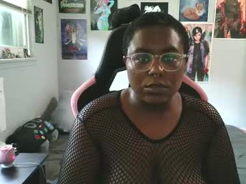 Zurilovee September 11, 2025 Chaturbate stream image