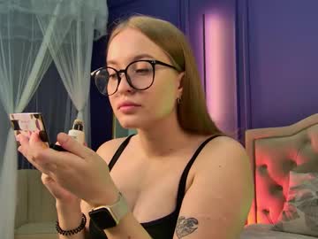 Evahariss1 September 12, 2025 Chaturbate stream image