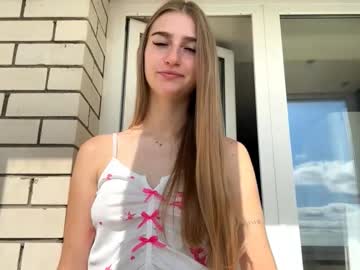 Jinnyjaquins September 12, 2025 Chaturbate stream image