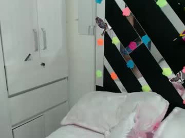 Daphne877046 September 13, 2025 Chaturbate stream image