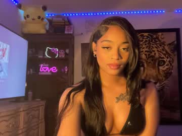 Lunaa_11 September 13, 2025 Chaturbate stream image