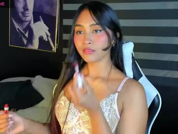 Lyralux10 September 14, 2025 Chaturbate stream image