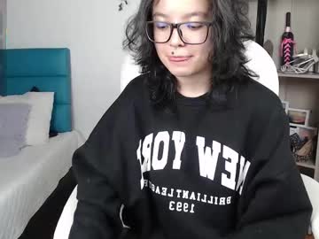 Phiaa_ September 14, 2025 Chaturbate stream image