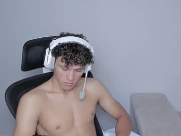 Laureent__ stream photo from September 14, 2025