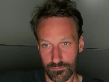 Maenu_69 September 14, 2025 Chaturbate stream image