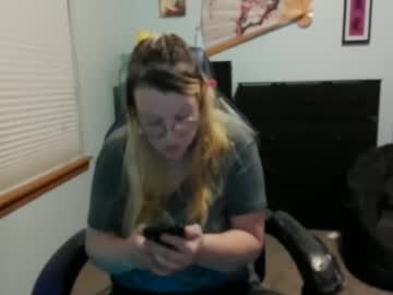 Itsglitch222 September 15, 2025 Chaturbate stream image