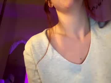 Foxyredddd September 15, 2025 Chaturbate stream image