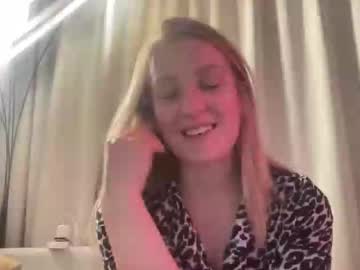 Cosmo_Blondiee September 15, 2025 Chaturbate stream image