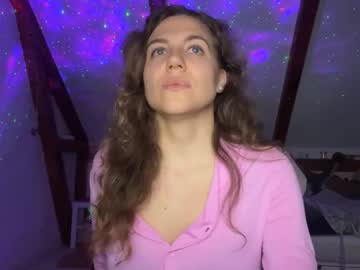 Hetaira_ September 15, 2025 Chaturbate stream image
