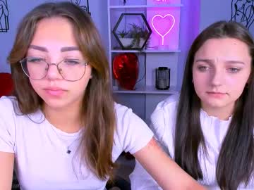 Kiki_Swan September 16, 2025 Chaturbate stream image