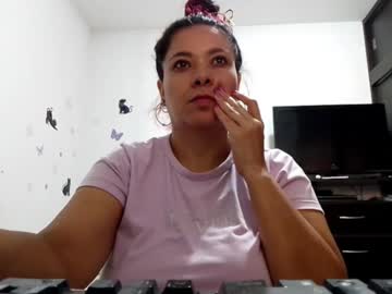 Canelalovee September 16, 2025 Chaturbate stream image