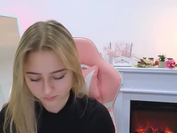 Lulu___Moon September 16, 2025 Chaturbate stream image