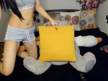 Yummyqueen1 September 16, 2025 Chaturbate stream image