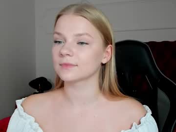 Lilitrosen September 16, 2025 Chaturbate stream image
