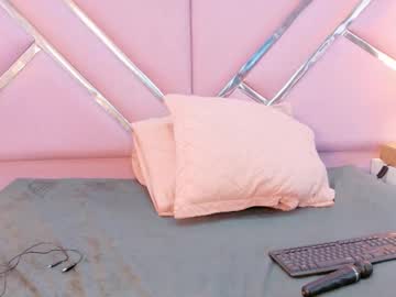 Roxanediaz September 16, 2025 Chaturbate stream image