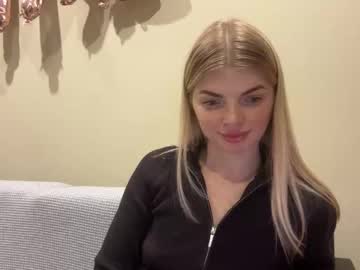 Sweet_Sinn_ September 16, 2025 Chaturbate stream image