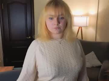 Elaine_Lewis September 17, 2025 Chaturbate stream image
