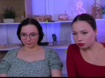 Kari_Pirs September 17, 2025 Chaturbate stream image