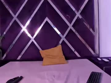 Mikeandmoonasm September 17, 2025 Chaturbate stream image