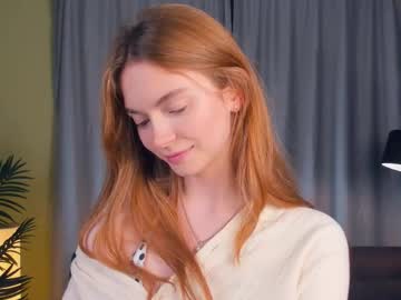 Monabrickell September 17, 2025 Chaturbate stream image