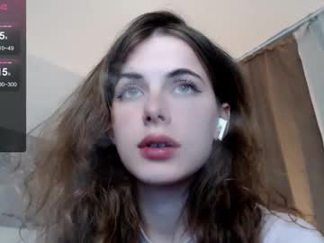 Cherrywavesss September 17, 2025 Chaturbate stream image