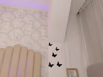 Foxy200__ September 17, 2025 Chaturbate stream image