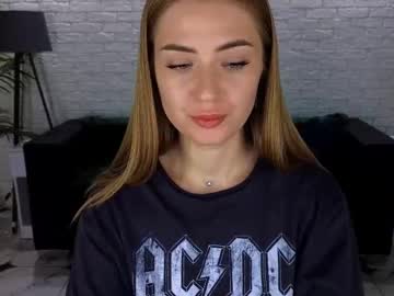 Adelyna_Bird September 18, 2025 Chaturbate stream image