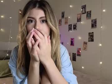 Holayoula September 18, 2025 Chaturbate stream image
