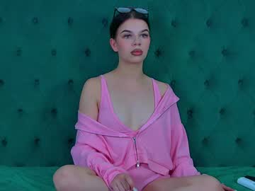 Isabellevale September 18, 2025 Chaturbate stream image