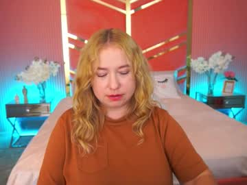 Smilingladyy September 18, 2025 Chaturbate stream image