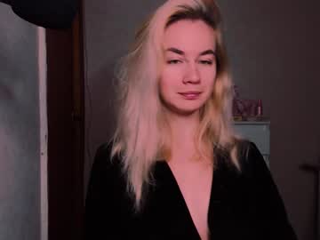 Carinfox September 19, 2025 Chaturbate stream image