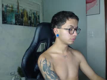 Hetfield_24 September 19, 2025 Chaturbate stream image